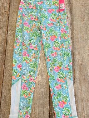 Lilly Pulitzer Pastel Blue Tropical Floral Leggings with Pink Accents